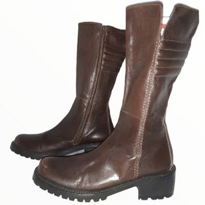 Graye Made In Italy Chunky Block Heel Boots Size 8